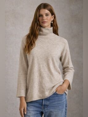 Vintage 100% Cashmere Turtleneck Sweater Cream Beige Cozy Quiet Luxury Knit M